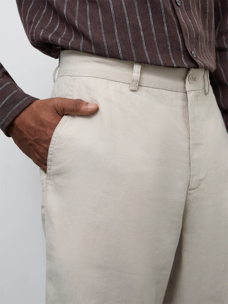 Ascot Beige Relaxed-Fit Mid-Rise Linen Shorts - Image 4