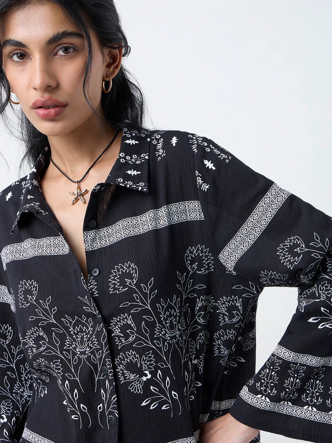 Bombay Paisley Black Floral Pattern Cotton Shirt - Image 3