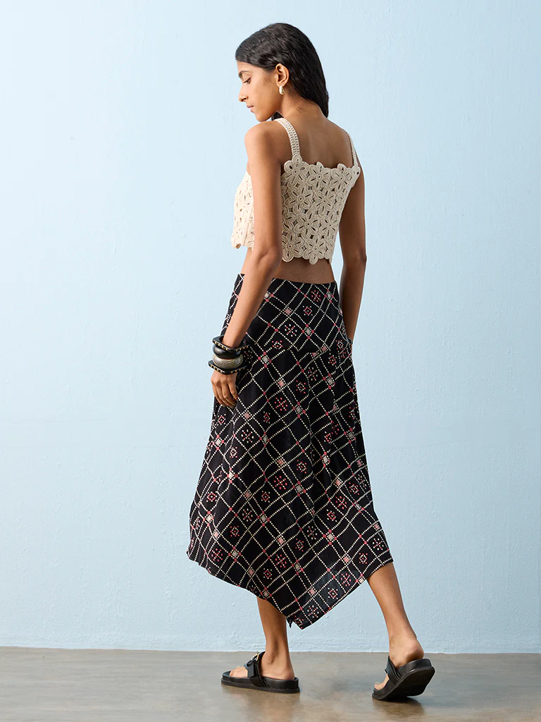 Bombay Paisley Black Printed Asymmetrical Cotton-Blend Skirt - Image 4
