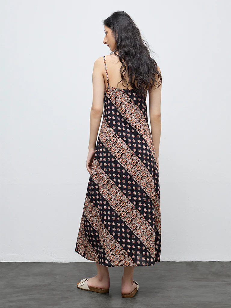 Bombay Paisley Black Printed Cotton A-Line Dress - Image 4