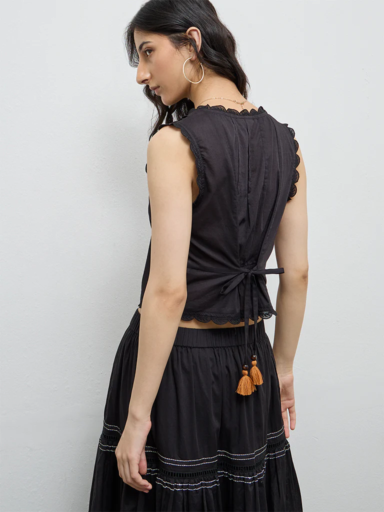 Bombay Paisley Black Scallop-Detailed Cotton Top - Image 4