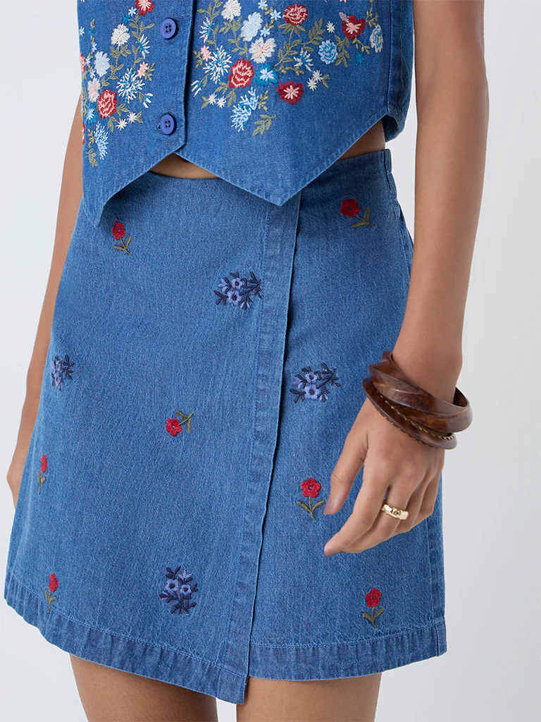Bombay Paisley Blue Embroidered High-Rise Denim Skorts - Image 3