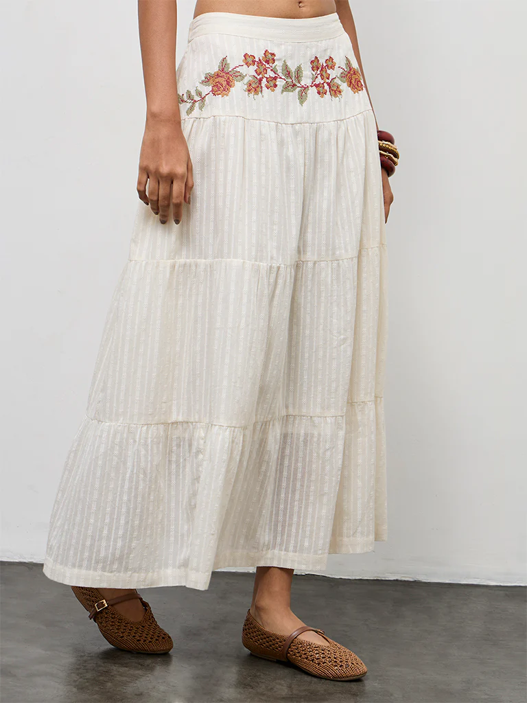Bombay Paisley Off-White Embroidered Cotton Tiered Skirt - Image 2
