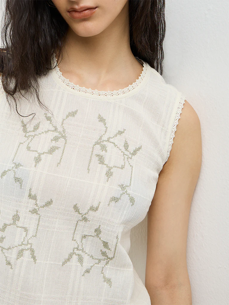 Bombay Paisley Off-White Embroidered Cotton Top - Image 3
