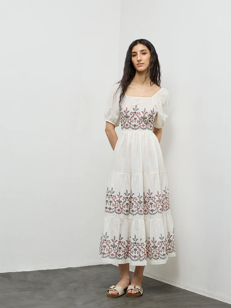 Bombay Paisley Off-White Floral Printed Cotton Tiered Dress - Image 2