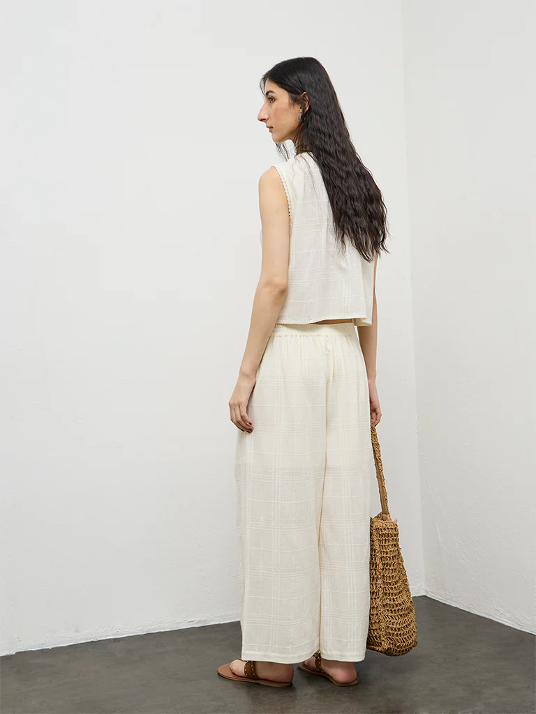 Bombay Paisley Off-White High-Rise Cotton Palazzos - Image 4