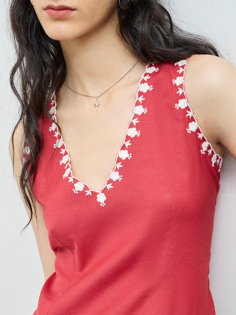 Bombay Paisley Red Floral Embroidered Cotton-Blend Top - Image 3
