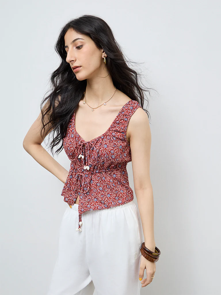 Bombay Paisley Red Floral Pattern Tie-Up Cotton Top - Image 2