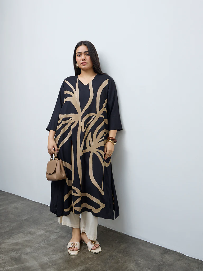 Diza Black Abstract Printed A-Line Kurta - Image 2