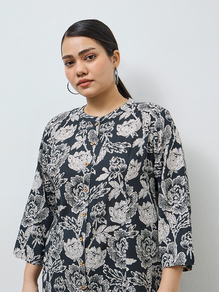 Diza Black Botanical Design A-Line Kurta - Image 3