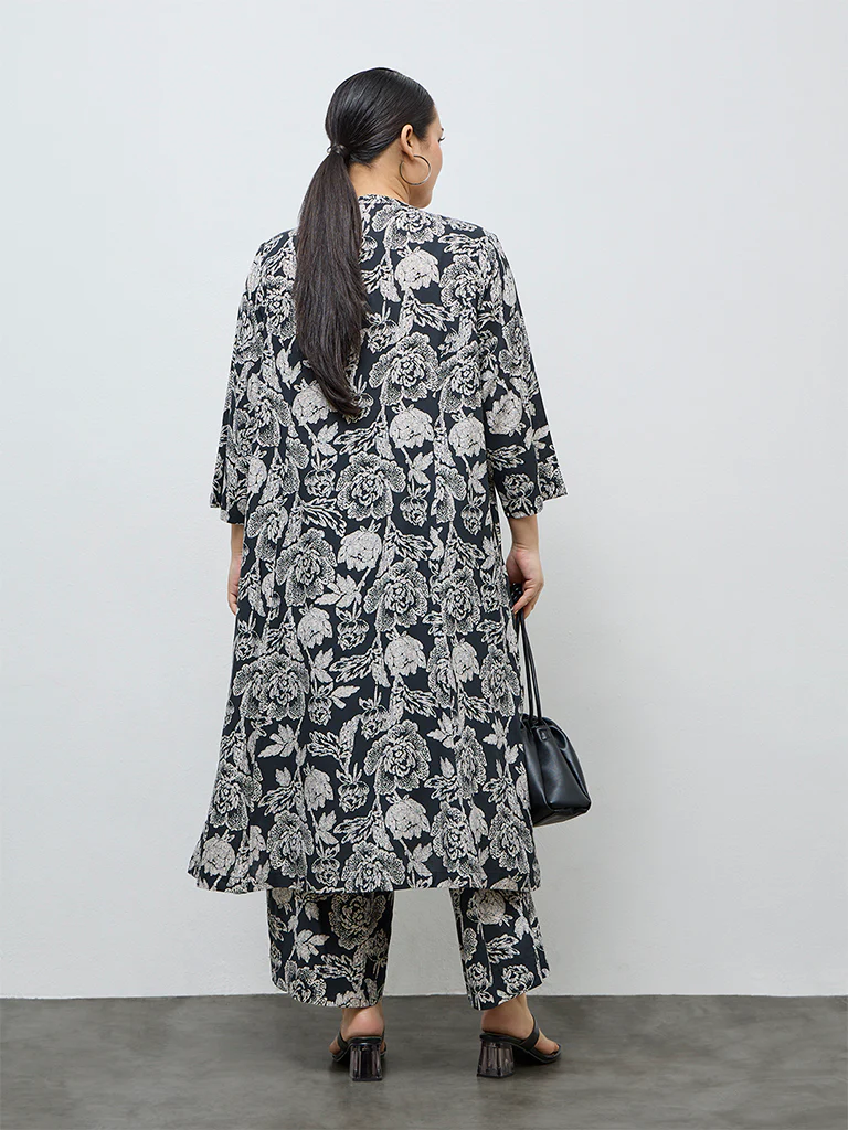 Diza Black Botanical Design A-Line Kurta - Image 4