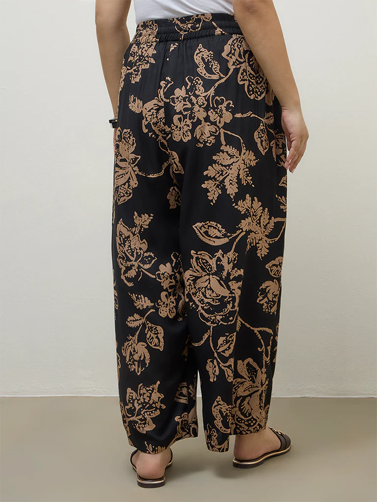 Diza Black Floral Pattern Palazzos - Image 4