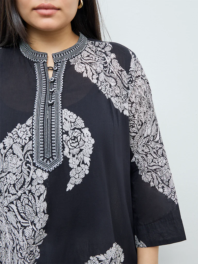 Diza Black Paisley Design A-Line Kurta - Image 3