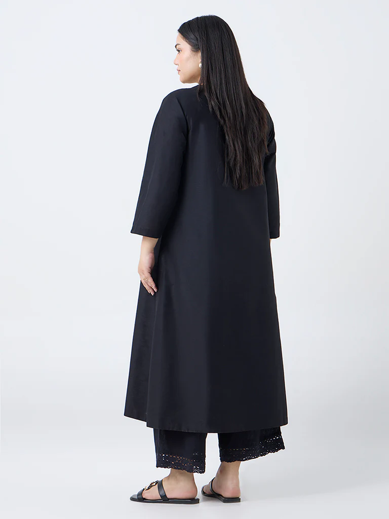 Diza Black Printed Quarter-Zip A-Line Kurta - Image 4