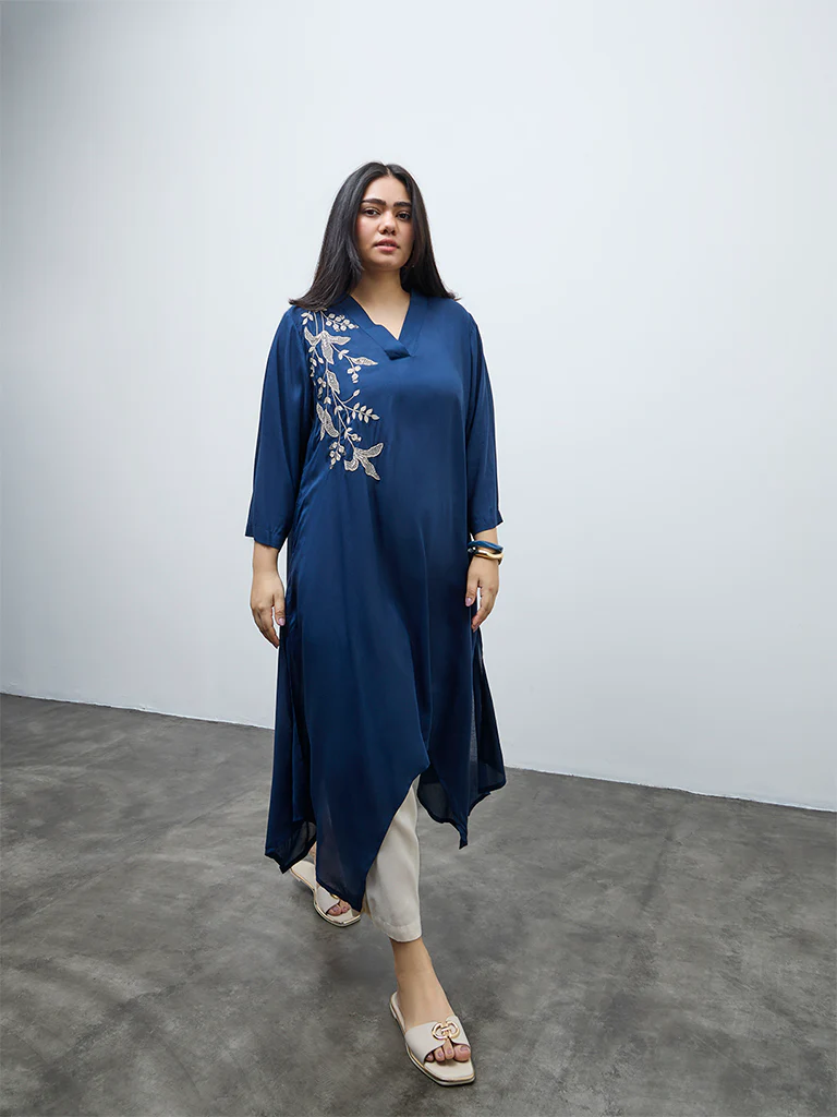 Diza Indigo Floral Embroidered High-Low Kurta - Image 2