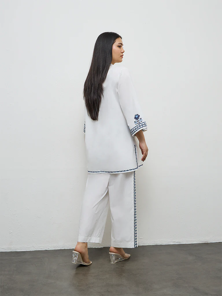 Diza White Embroidered Ethnic Pants - Image 4