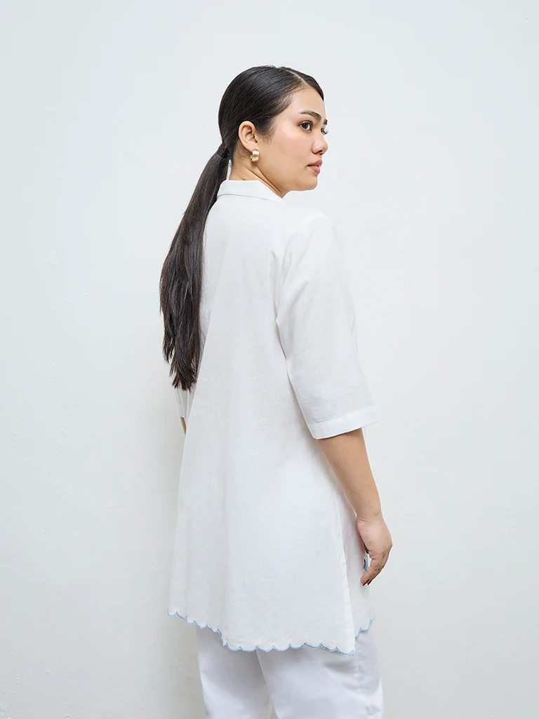 Diza White Floral Embroidered Cotton-Blend Tunic - Image 4