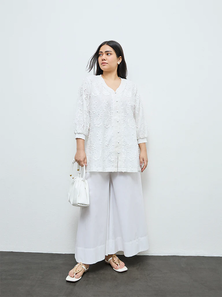 Diza White Floral Embroidered Tunic - Image 2