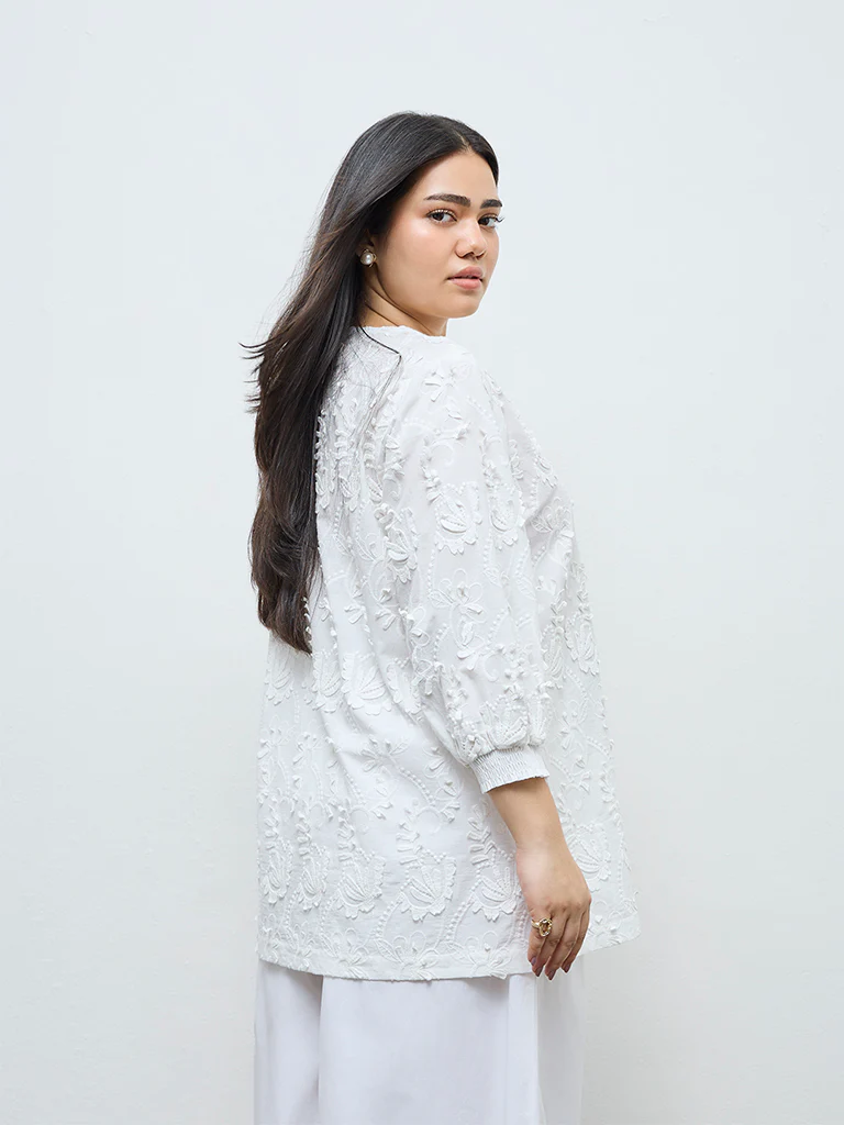 Diza White Floral Embroidered Tunic - Image 4