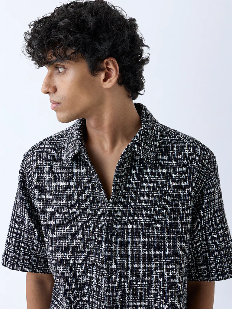 ETA Black Checks Detailed Relaxed-Fit Cotton Shirt - Image 4