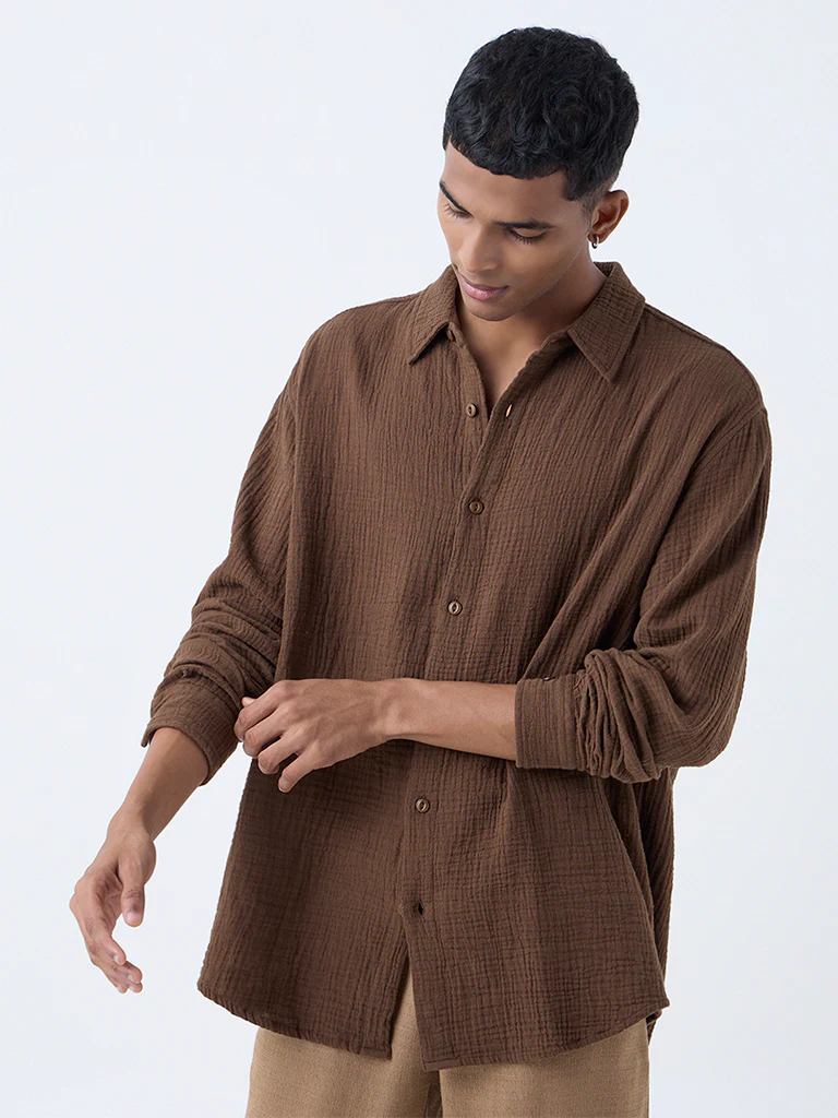ETA Brown Crinkle-Textured Relaxed-Fit Cotton Shirt - Image 2