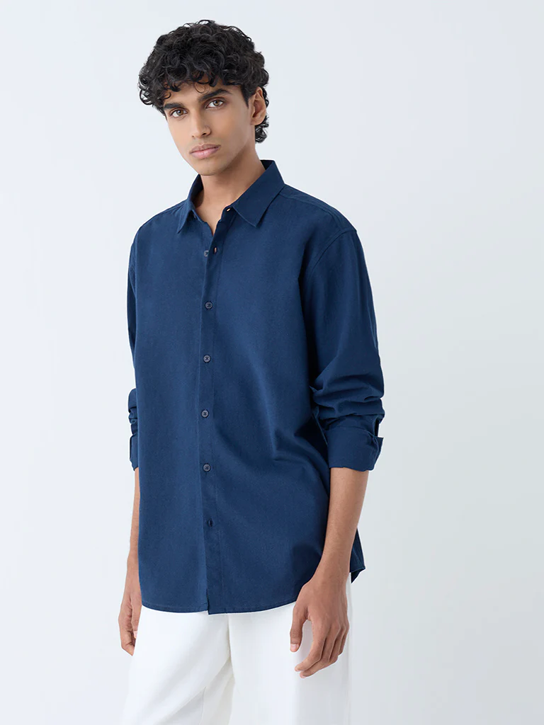 ETA Navy Solid Relaxed-Fit Cotton Shirt - Image 3