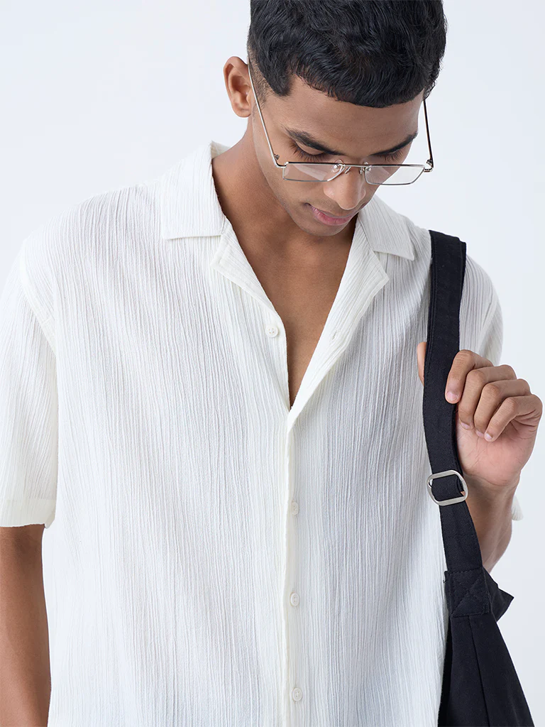 ETA Off-White Crinkle-Texture Relaxed-Fit Cotton Shirt - Image 3