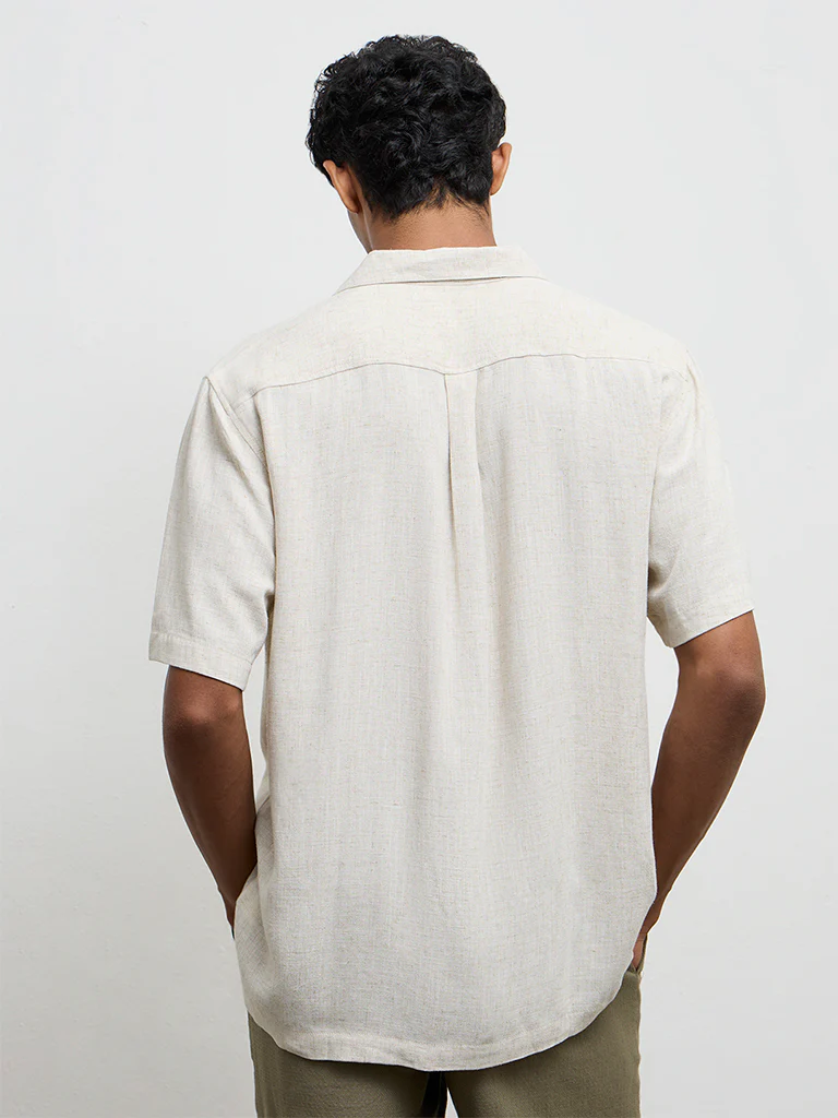 ETA Off-White Solid Relaxed-Fit Shirt - Image 4