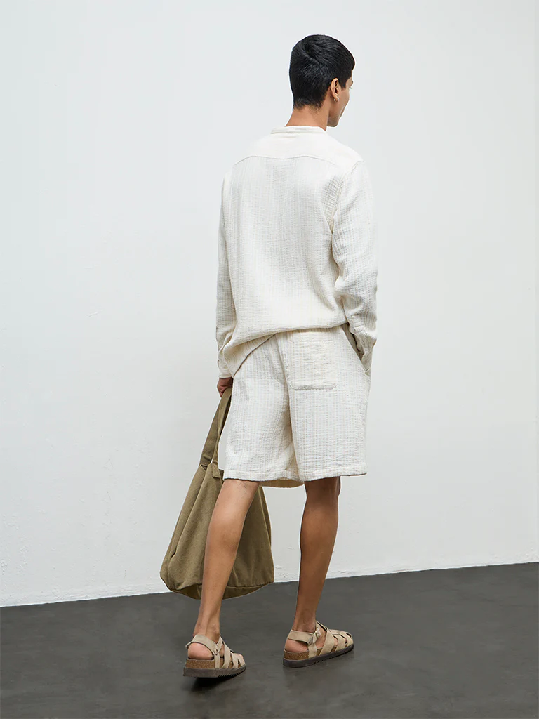 ETA Off-White Striped Textured Relaxed-Fit Mid-Rise Cotton Shorts - Image 4