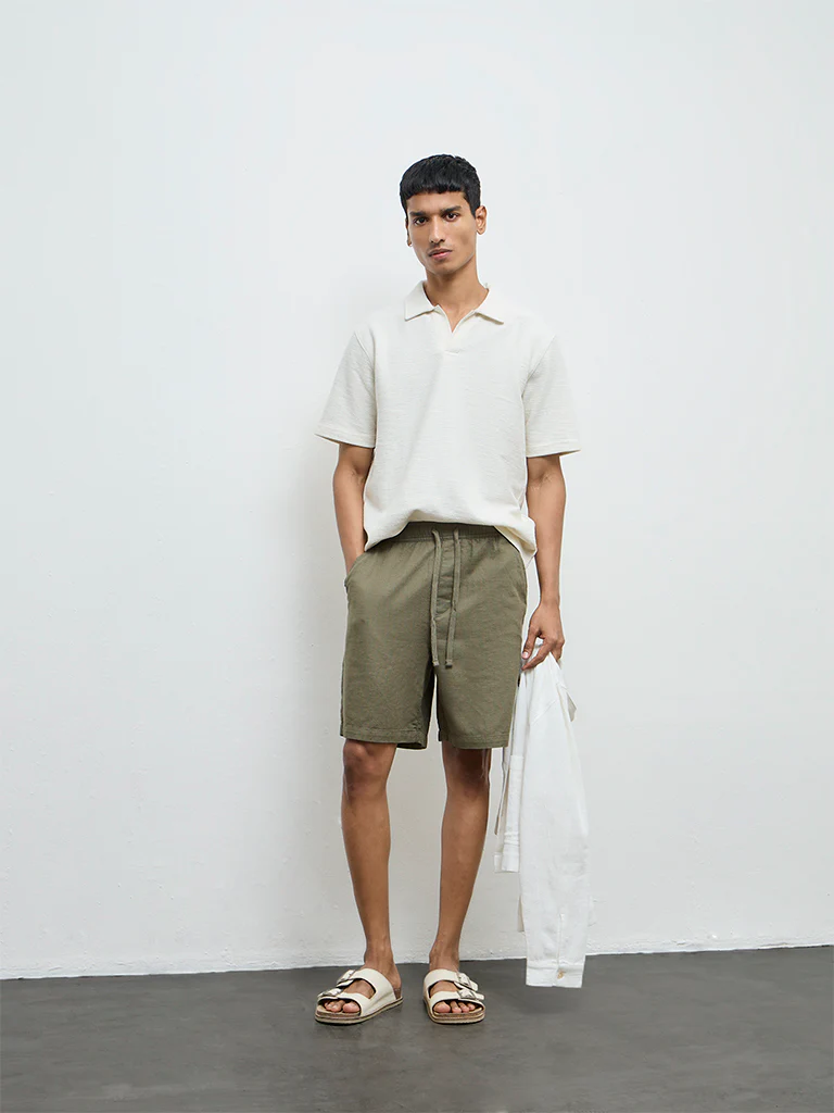 ETA Olive Solid Relaxed-Fit Mid-Rise Cotton Shorts