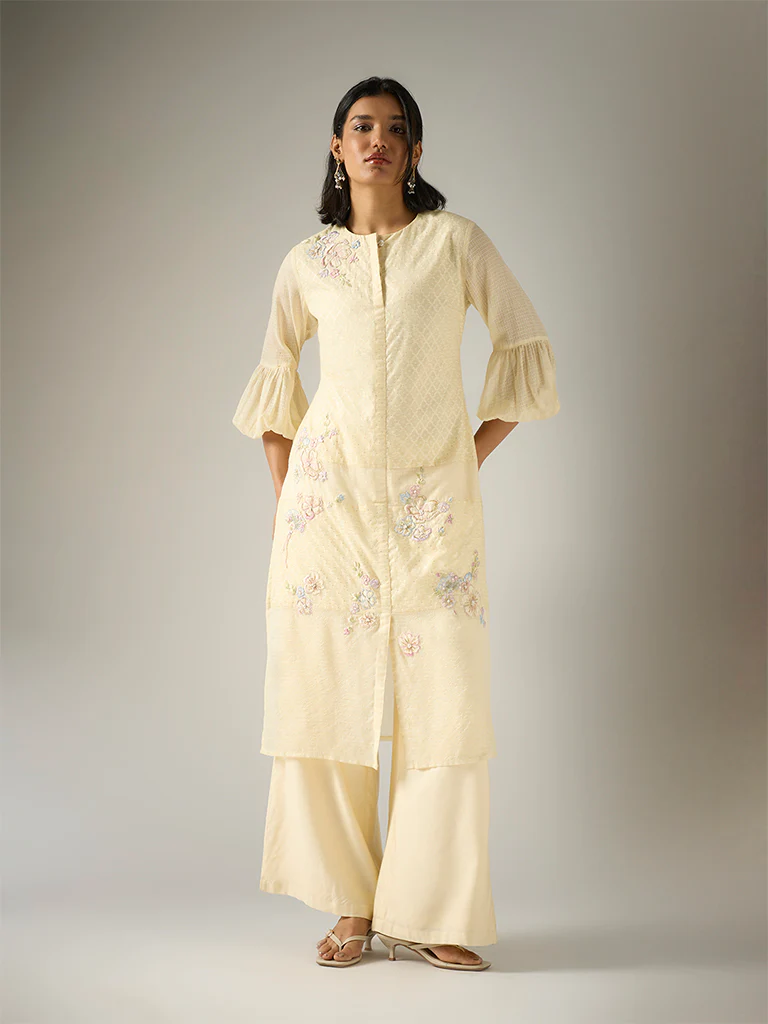 Floral Embroidered Kurta β Cream