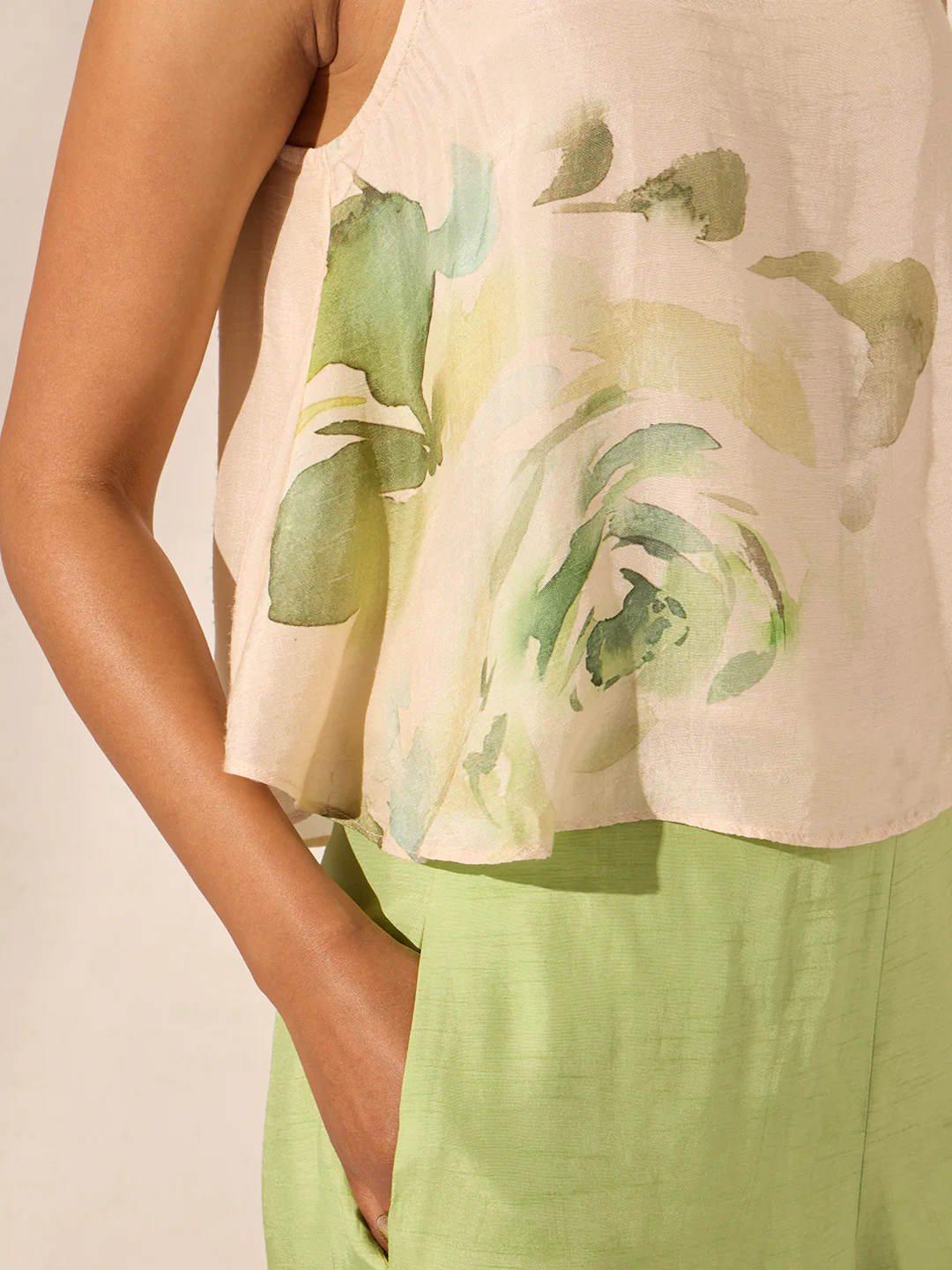 Floral Top - Beige - Image 3