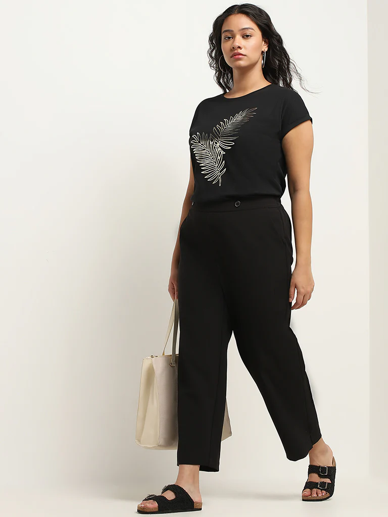 Gia Black Cotton Leaf Design T-Shirt - Image 3
