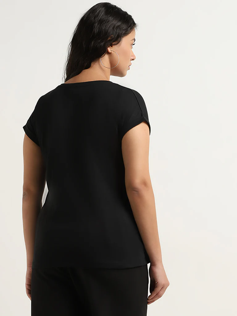 Gia Black Cotton Leaf Design T-Shirt - Image 4