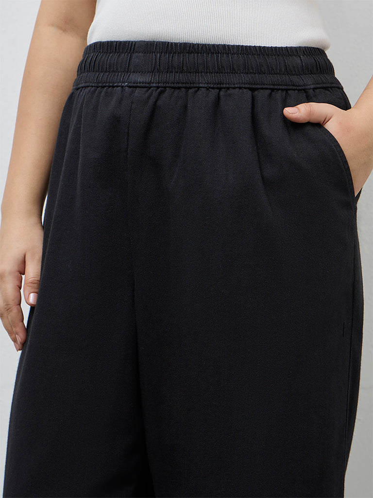Gia Black High-Rise Denim Pants - Image 3