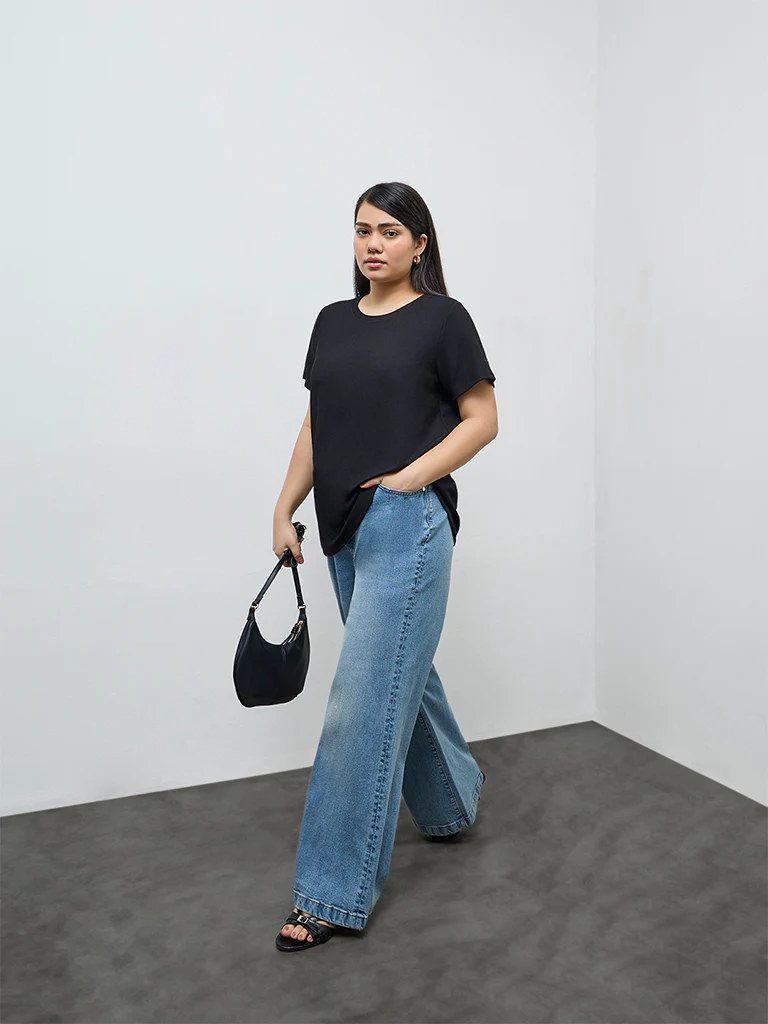 Gia Black Ribbed-Textured T-Shirt - Image 2