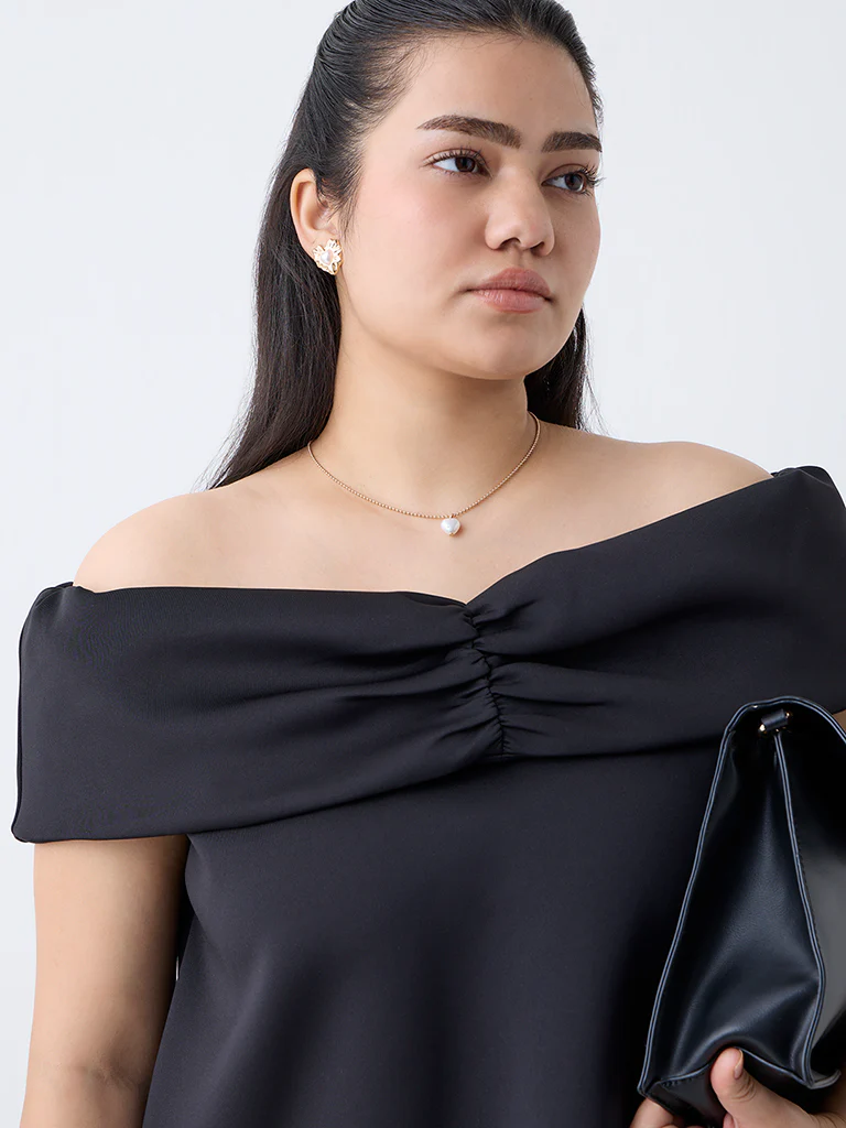 Gia Black Ruched Off-Shoulder Top - Image 3