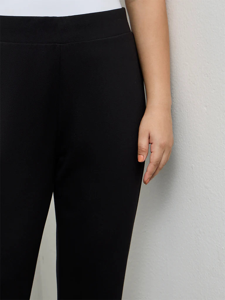 Gia Black Solid High-Rise Trousers - Image 3