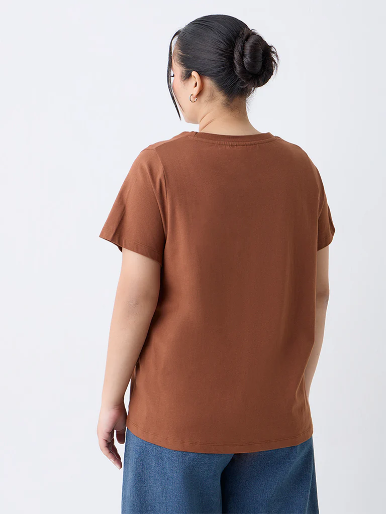 Gia Brown Floral Pattern Cotton T-Shirt - Image 4