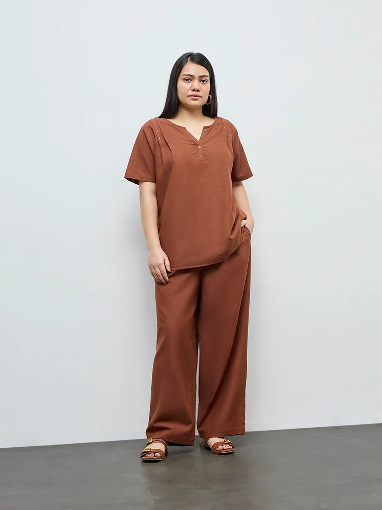 Gia Brown Solid High-Rise Pants
