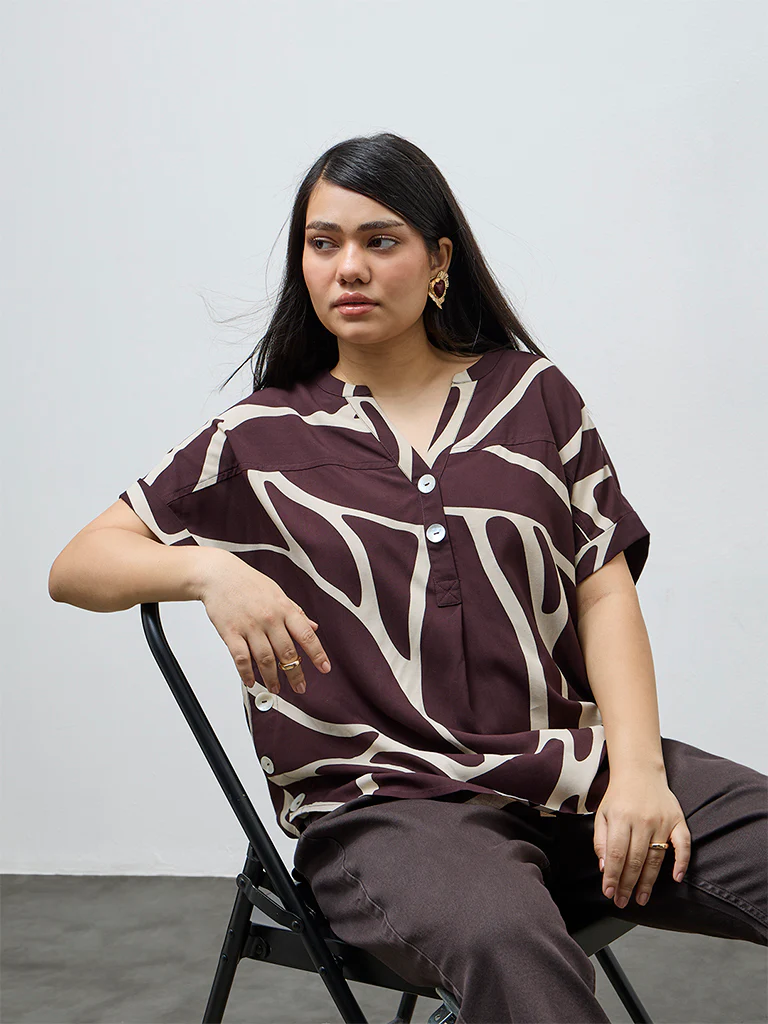 Gia Dark Brown Abstract Printed Blouse - Image 4