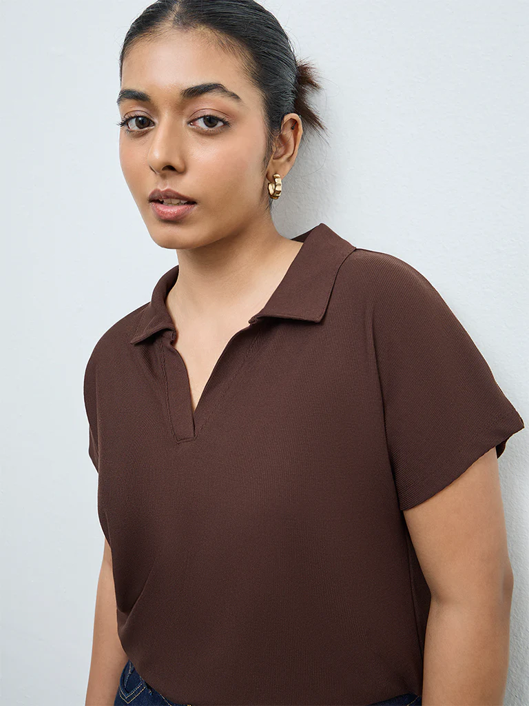 Gia Dark Brown Textured T-Shirt - Image 3
