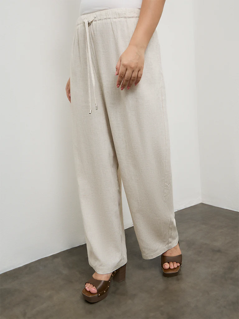 Gia Off-White Solid High-Rise Pants - Image 2