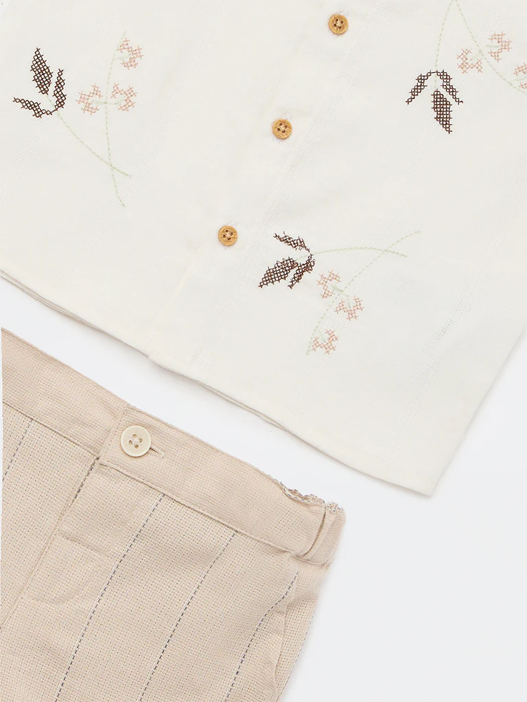 HOP Baby Boys Off-White Cotton Shirt and Shorts Set - Image 4