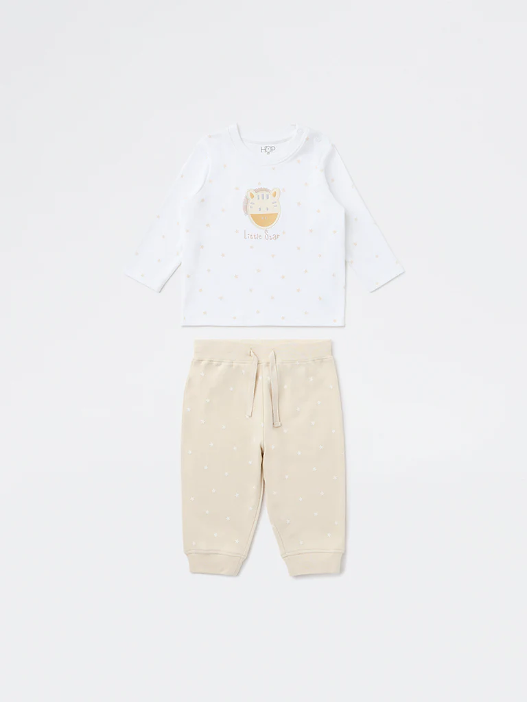 HOP Baby Boys White Printed Cotton T-Shirt and Joggers Set - Image 2