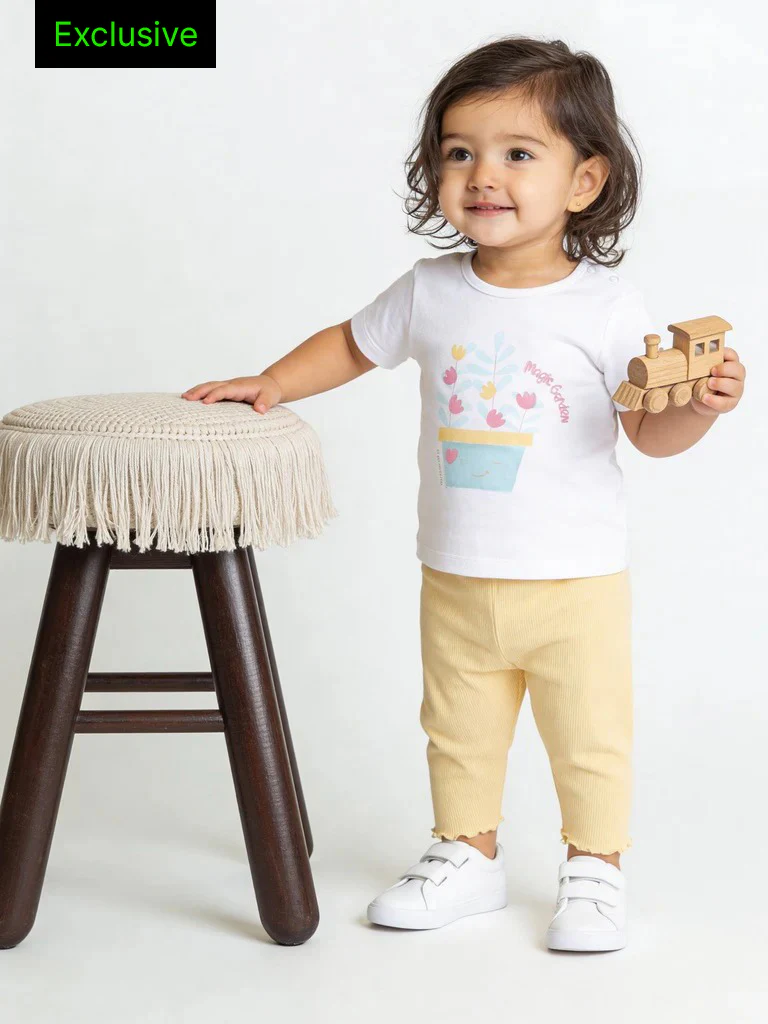 HOP Baby Girls Multicolour Floral Printed Cotton T-Shirt and Pants Set - Exclusive