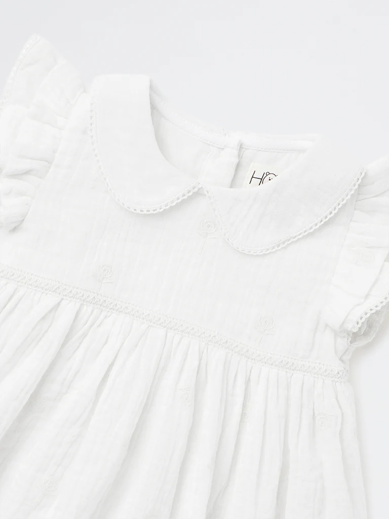 HOP Baby Girls White Crinkle-Textured A-Line Cotton Dress - Image 4