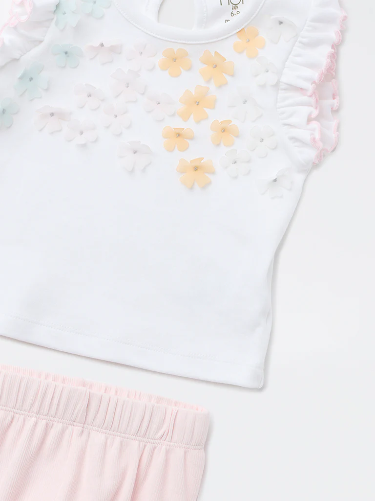 HOP Baby Girls White Floral Applique Detailed Cotton Top and Pants Set - Image 4