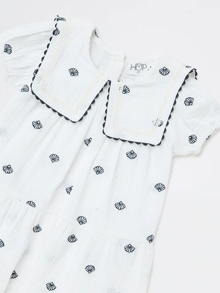 HOP Baby Girls White Shell Detailed A-Line Cotton Dress - Image 4