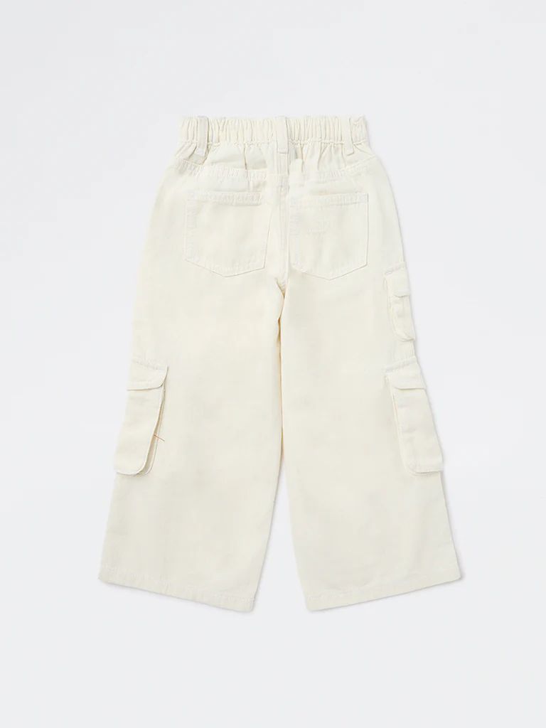 HOP Kids Girls Off-White Solid Mid-Rise Denim Cargo Jeans - Image 5